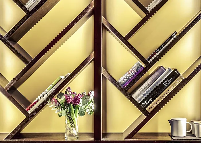 Mercure Paris Arc de Triomphe Etoile